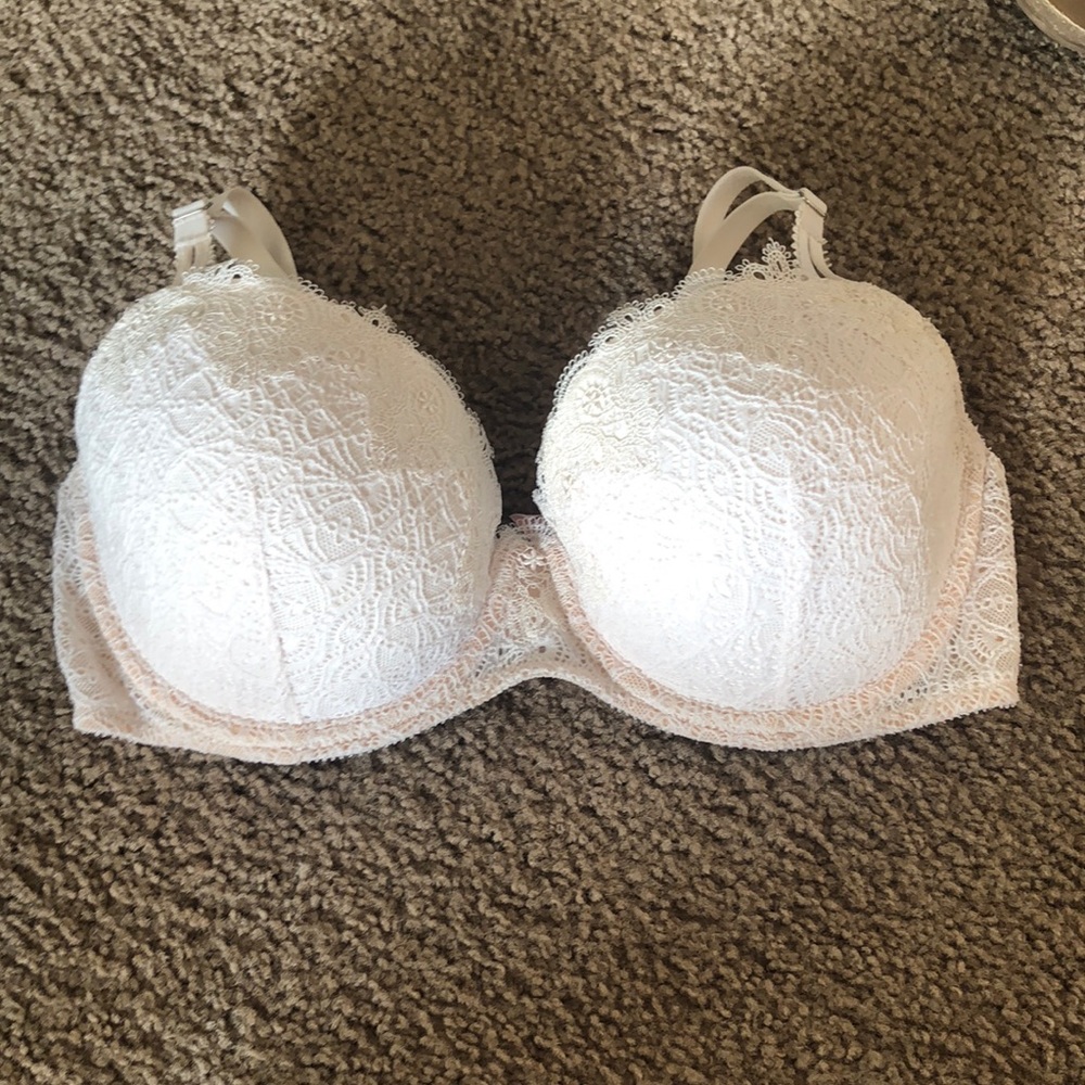 VS Dream Angel’s Demi Lightly Lined 34DD Bra